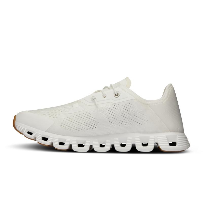 QC Cloud 5 Coast Women's Travel Shoes Undyed-White | White | 07693-PZSX