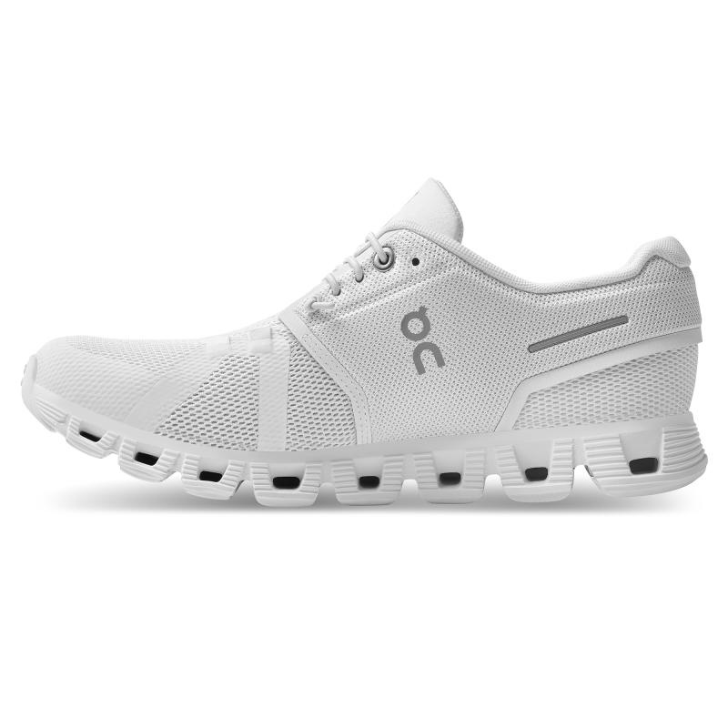 QC Cloud 5 Women's Travel Shoes All White | 94102-EIUM