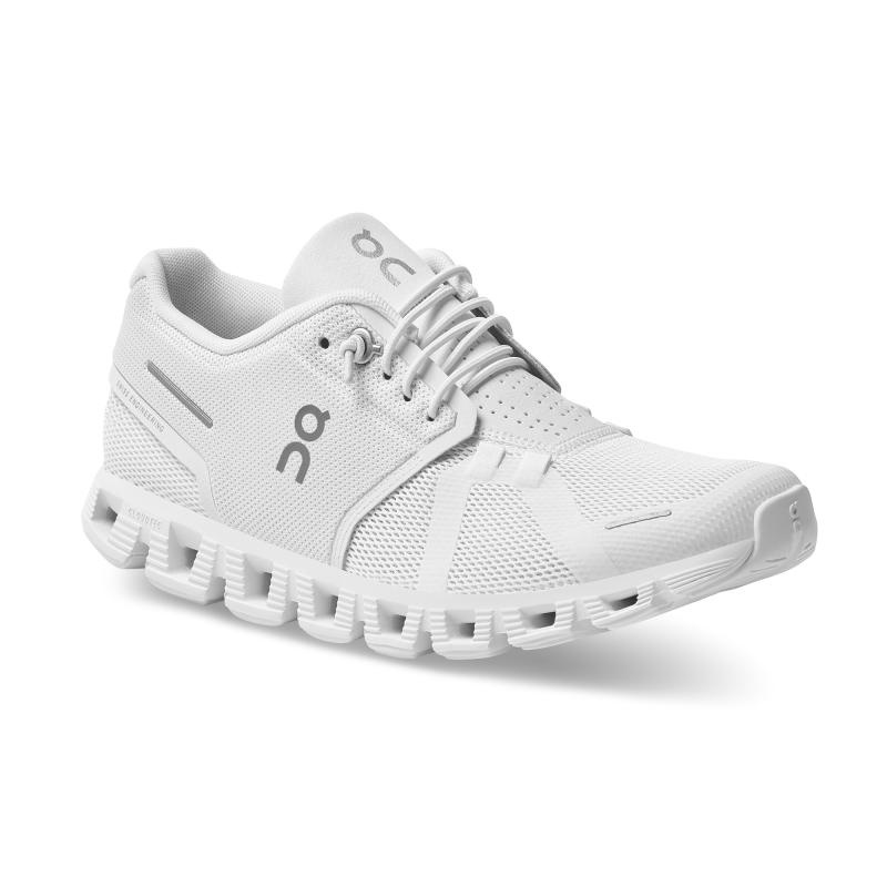 QC Cloud 5 Women's Travel Shoes All White | 94102-EIUM