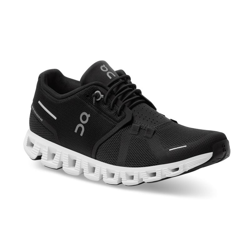 QC Cloud 5 Women's Travel Shoes Black | White | 69578-TJIX