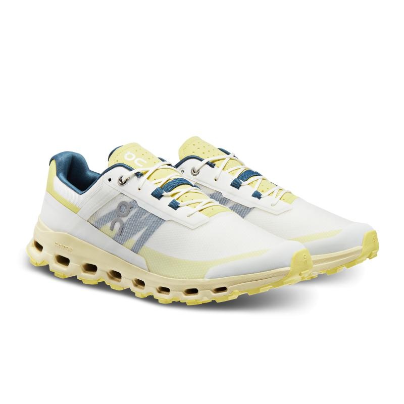 QC Cloudvista Men's Hiking Shoes Ivory | Endive Yellow | 85412-RAUW